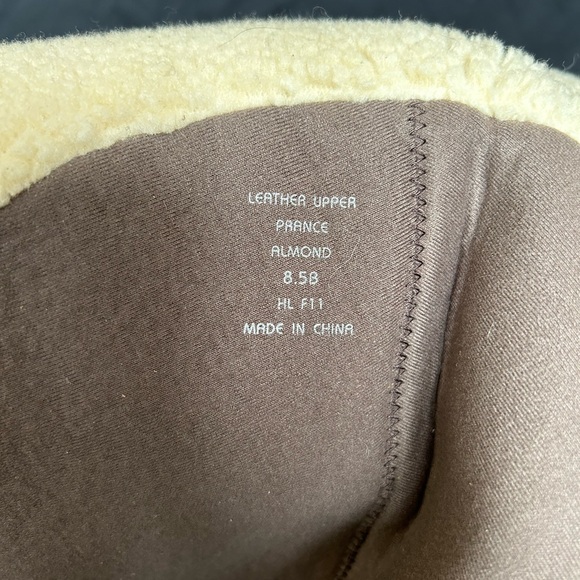 Earth Boots - Picture 4 of 7